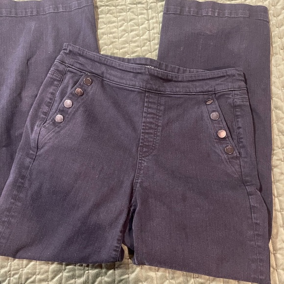 Chico's Pull-On Wide Leg Jeans black faded Size US 10 Chico's Size 1.5 - Picture 2 of 16